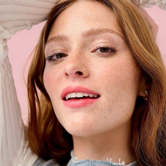 Benefit Fan Fest Fanning & Volumizing Mascara - Picture 8 of 8